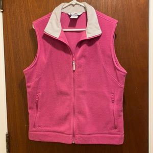 Columbia women’s fleece vest.